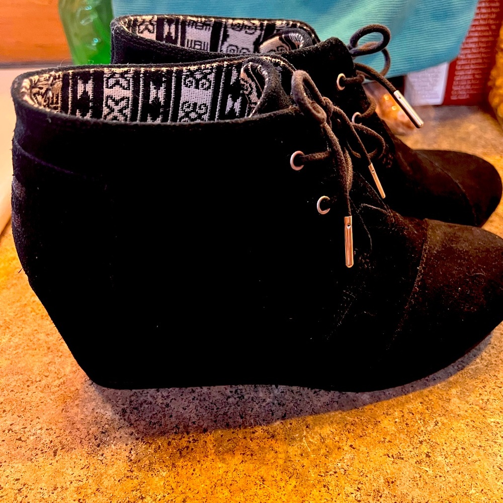 Toms black suede wedge bootie